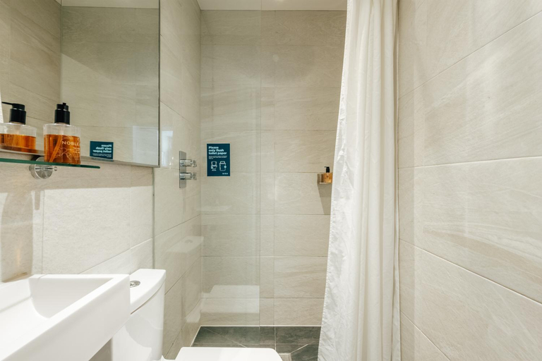 Bathroom 3, The Knaresborough by Aura Collection, London