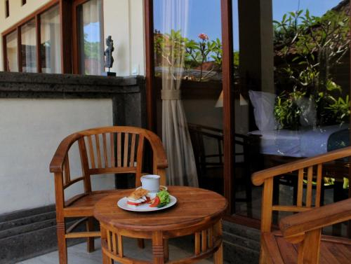 Others 3, Dharma Sentana, Gianyar