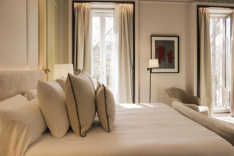 Bedroom 4, Hospes Puerta de Alcalá, a Member of Design Hotels, Madrid