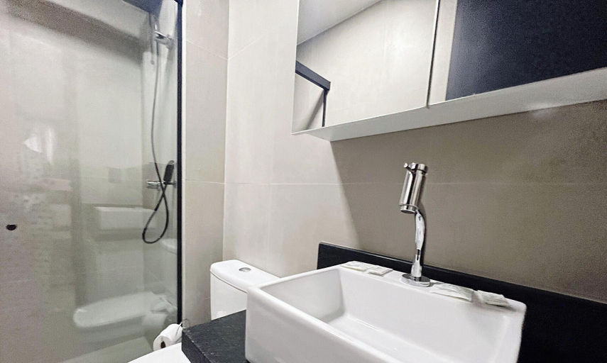 Bathroom 2, Emunah - Miramar Hospedagens, Cabedelo