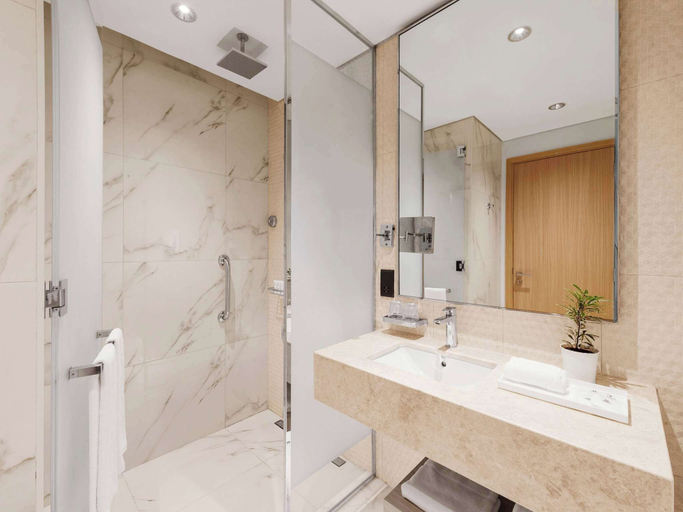 Bathroom 5, Adagio Premium The Palm, Dubai