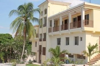 Others 3, SAMS Hotel, Port-au-Prince