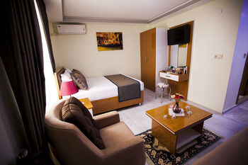 Others 2, Golden Saray Apart, Fatih