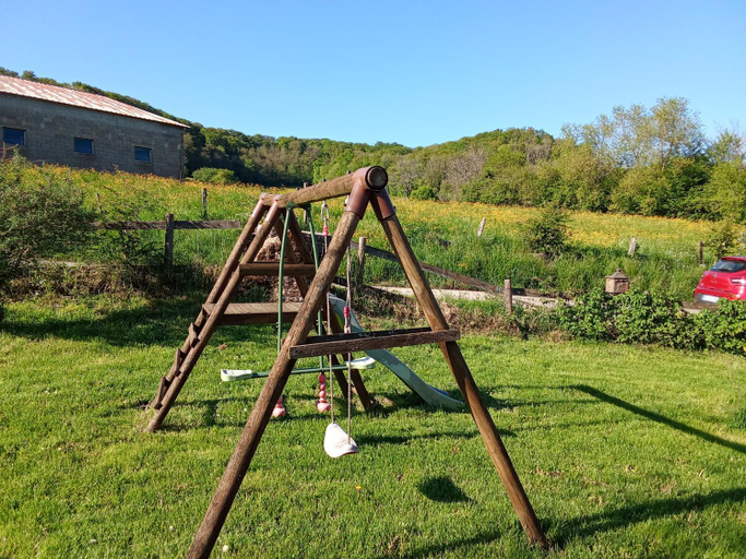 Others 4, studio 'eco responsable ', Doubs