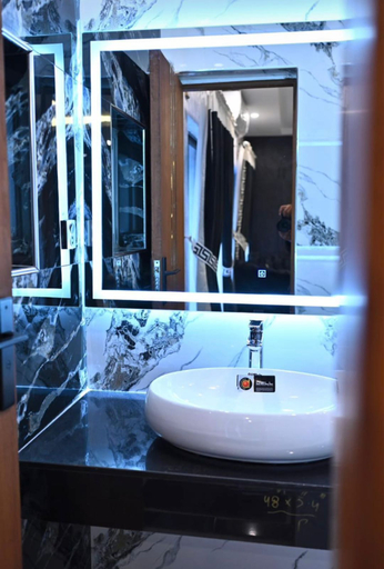 Bathroom, Oslo Rezidor, Islamabad