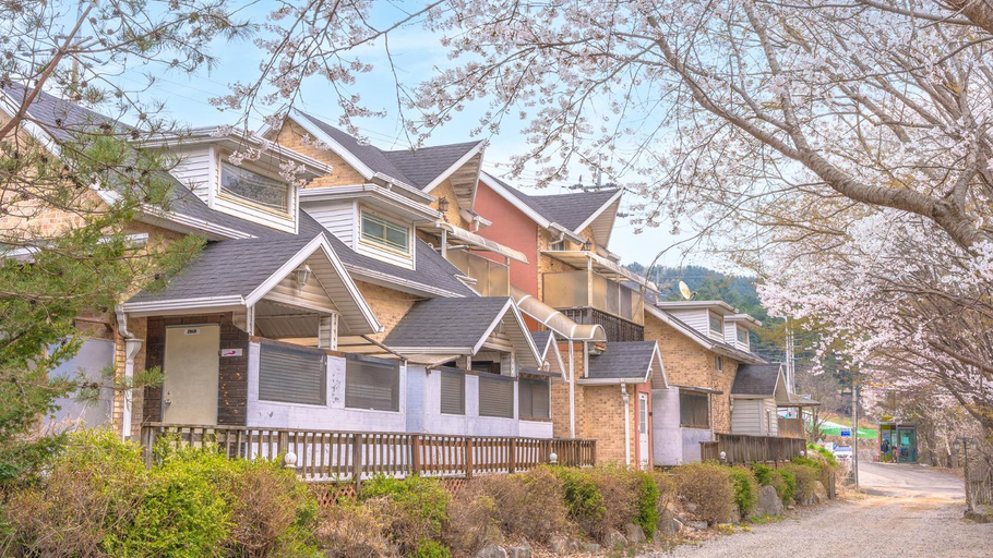 Exterior & Views, Gapyeong Haneuldari pet Pension, Gapyeong
