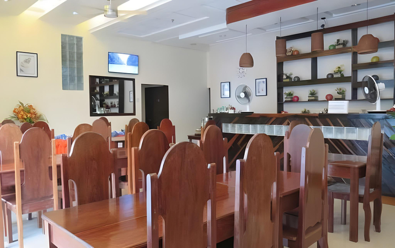 Food & Drinks 5, Rovic's Tourist Hotel, El Nido