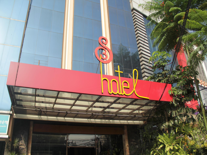 Others 3, Hotel Setrasari Bandung, Bandung