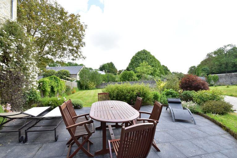Balcony 5, Manor in Normandy With Spa and Pool, Calvados