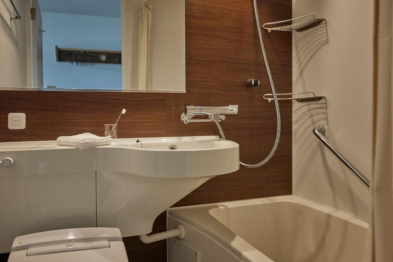 Bathroom 3, HOTEL tuka miika, Ishigaki