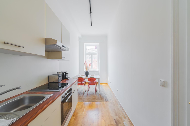 Others 4, Premium 2BR Apartment close to city center, Graz