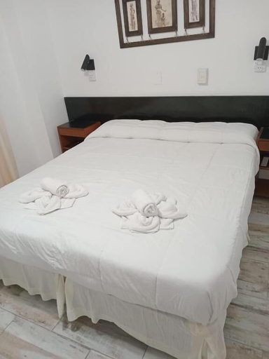 Room 3, Cadi Palace, General Pueyrredón