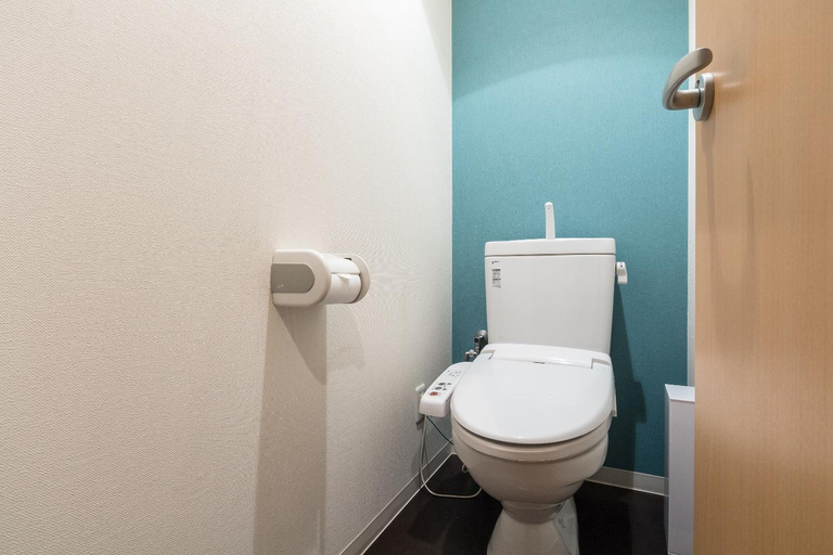 Bathroom 3, Crice Hotel難波, Osaka