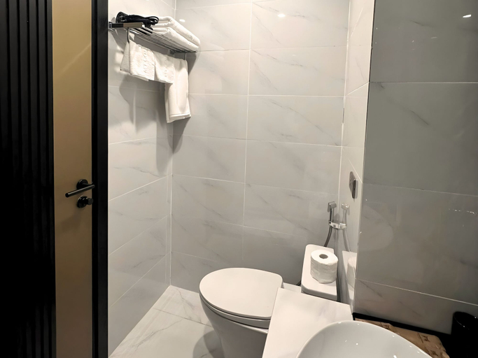 Bathroom 2, MT Collection Legacy Hotel Ninh Binh, Ninh Bình