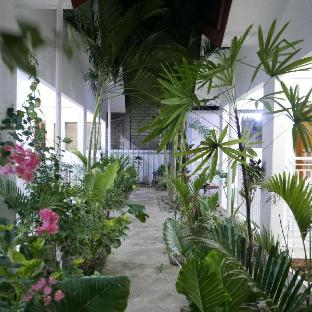 Others 3, Rumah Side, Lombok