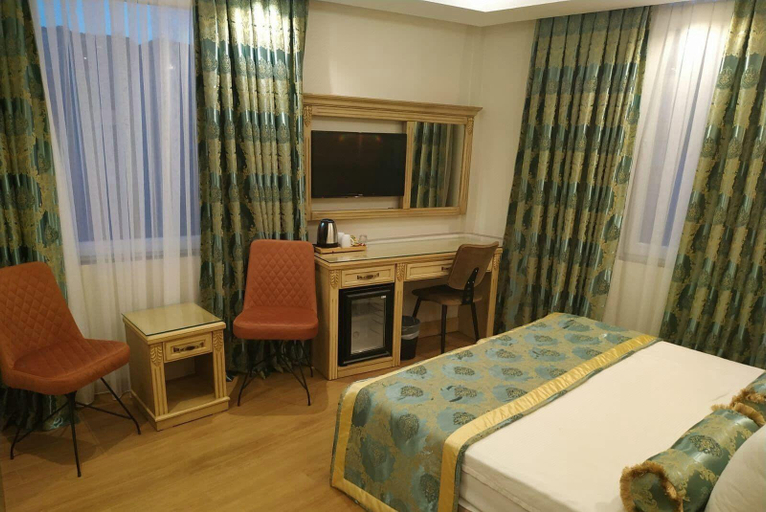 Bedroom 2, Apple Tree Hotel, Fatih