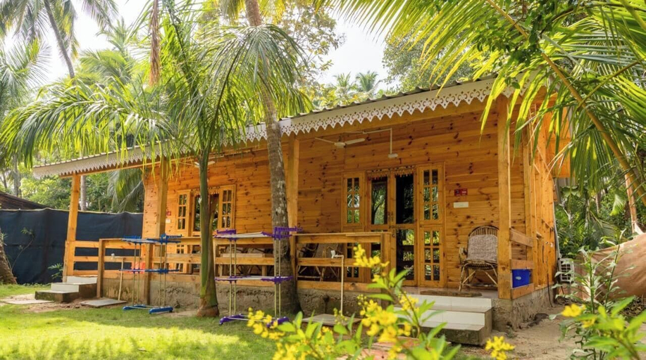 Exterior & Views 2, Rockit Cafe And Stay, South Goa