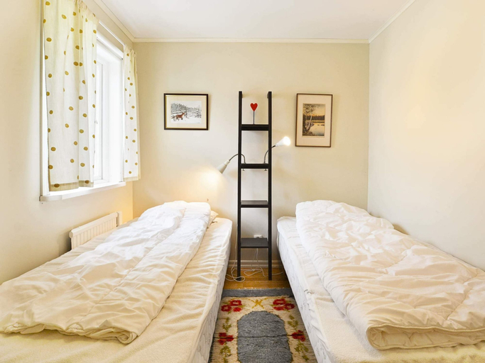 Bedroom 3, 4 Person Holiday Home in Hallabro, Ronneby