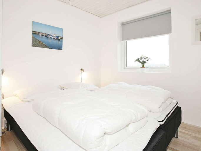 Bedroom 2, 5 Star Holiday Home in Harboore, Lemvig