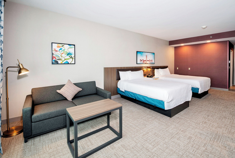 Bedroom 3, Hilton Garden Inn Ottawa Airport, Ottawa