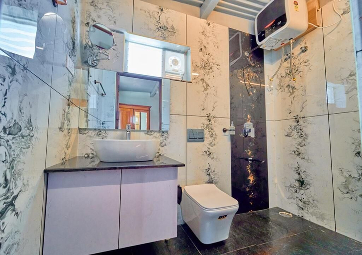 Bathroom 5, Vintage Inglenook Ooty by VOYE HOMES, The Nilgiris