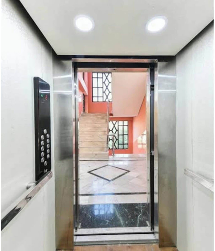 Interior, Hotel The First, Agra