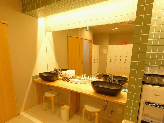 Bathroom 3, Matsuyama New Grand Hotel, Matsuyama