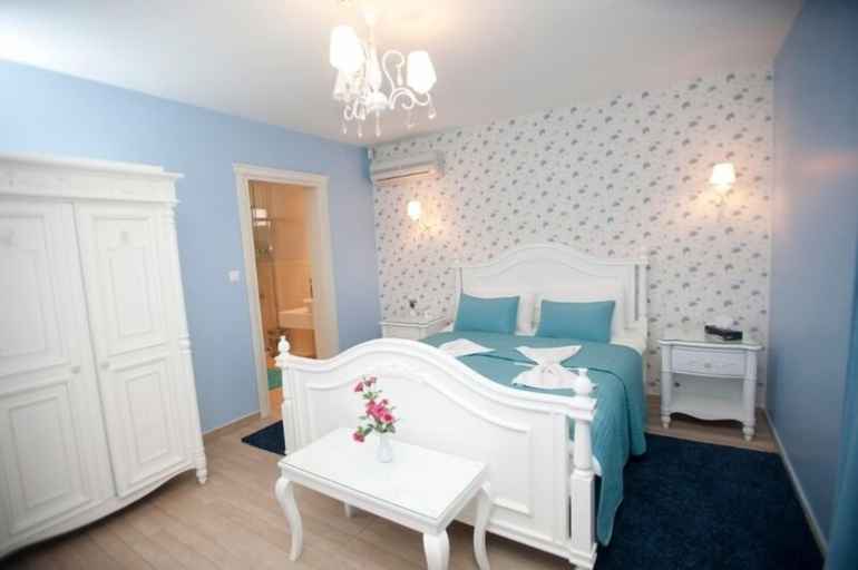 Bedroom 2, Riva's Club, Çekmekoy