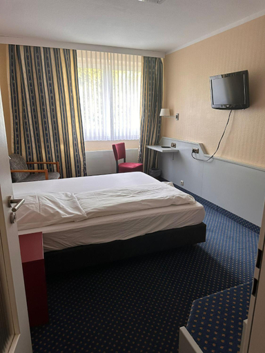 Bedroom 2, Hotel Restaurant Seegarten Quickborn, Pinneberg