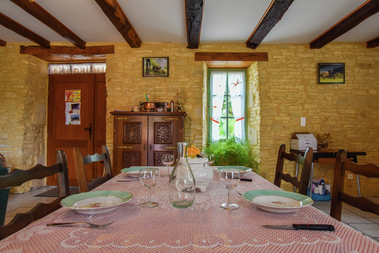 Dining, Peaceful Stay in Thedirac, Lot