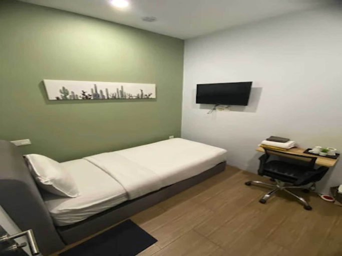 Room 2, Hotel O Green Home Hotel, Sepang