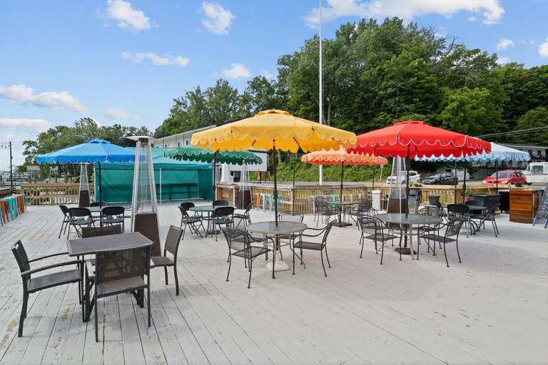 Food & Drinks, Showboat Hotel, Yates