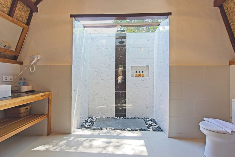 Bathroom 4, Gili Air Bungalows, Lombok