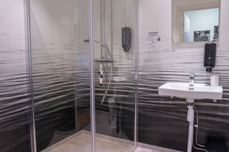 Bathroom 3, Hotell Tunapark, Eskilstuna