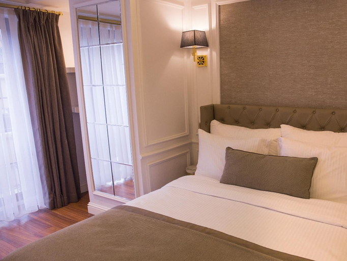 Others 3, Mina Hotel, Fatih