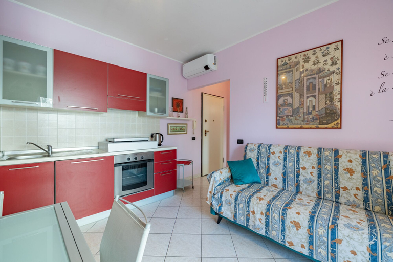 Private kitchen 2, Happy Tourist by Wonderful Italy, Imperia