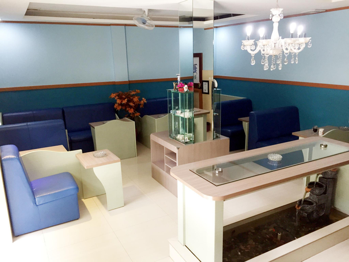 Food & Drinks, B Shaw Hotel, Central Jakarta