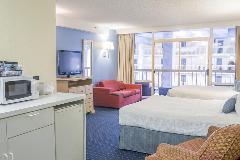 Bedroom 3, Carousel Resort Hotel and Condominiums, Worcester