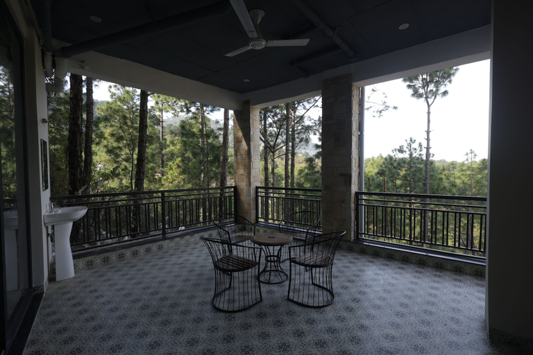 Terrace/patio, MINARA MEADOWS, Solan