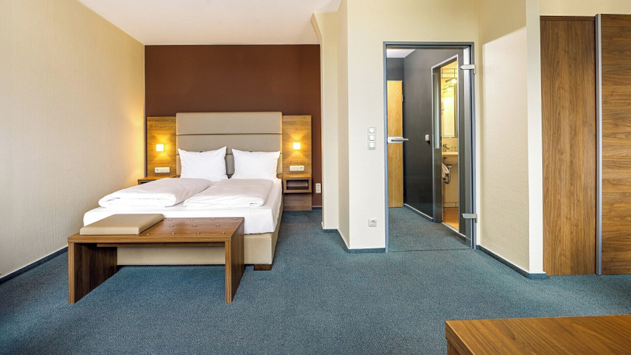 Bedroom 4, GenoHotel Forsbach, Rheinisch-Bergischer Kreis