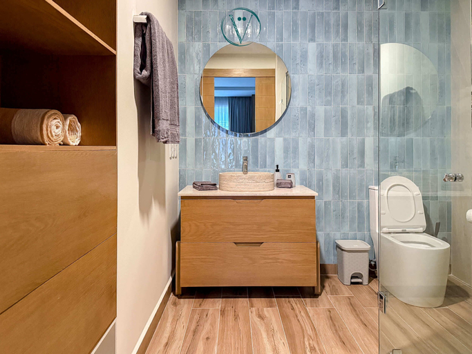 Bathroom 5, Luxury by the sea Unmatched Comfort, Compostela
