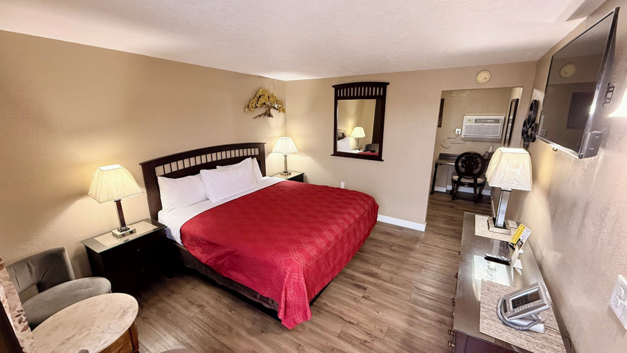 Bedroom 3, Sage N Sand Motel, Grant
