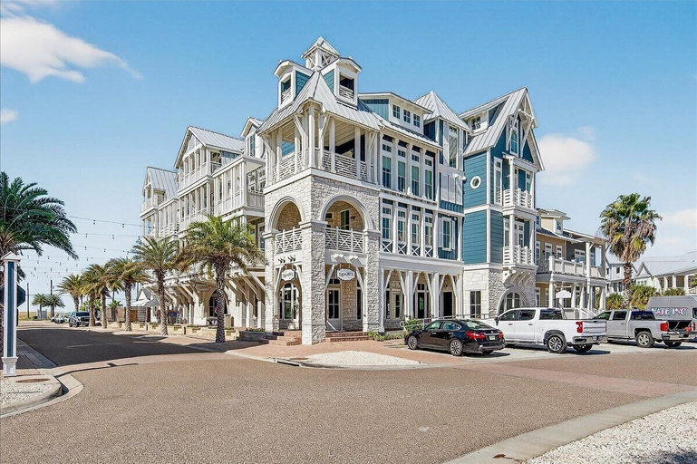 Primary image, Lala Land TC 6302, Nueces