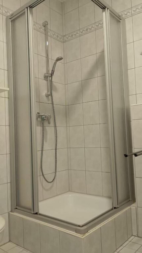 Bathroom 3, Hotel Zum Rebstock, Emmendingen