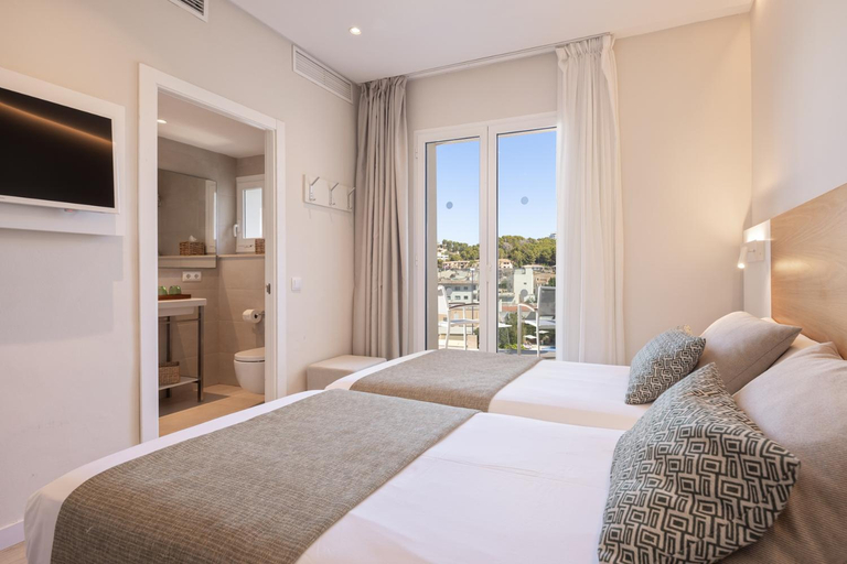 Bedroom 3, Hotel Eden Soller, Baleares