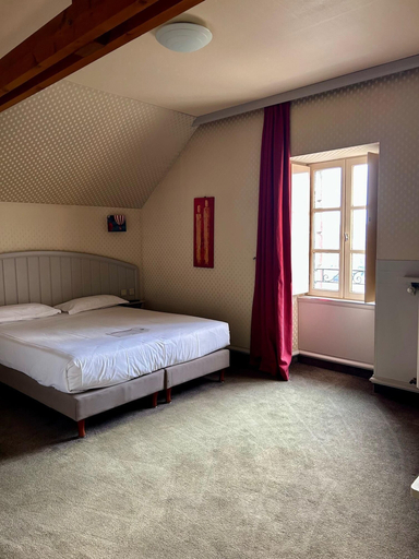 Bedroom 3, Le Challonge, Côtes-d'Armor