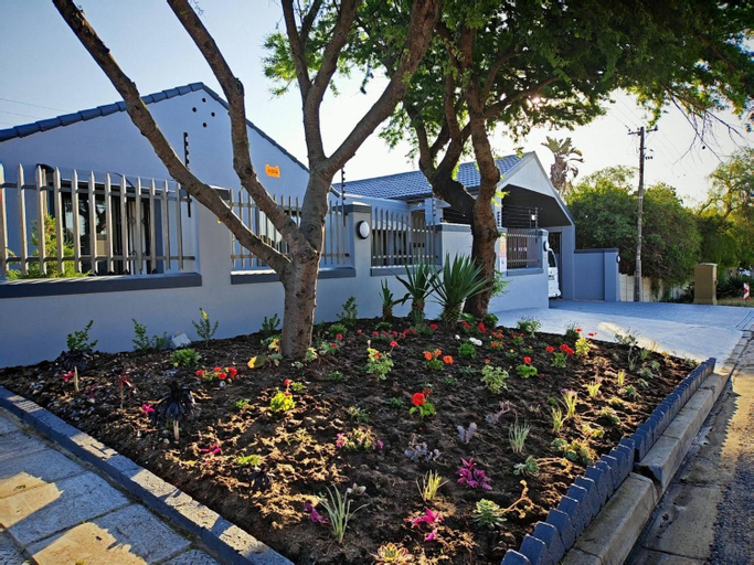3, Double Patio Studio Room with En-suit, City of Cape Town