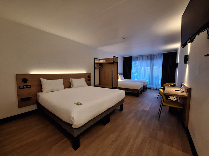 Bedroom 4, B&B HOTEL Mons Centre, Hainaut