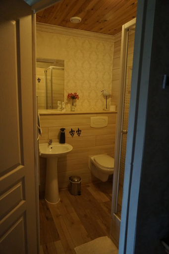 Bathroom 2, Chambre d'hotes Juste-Confortable, Haute-Saône