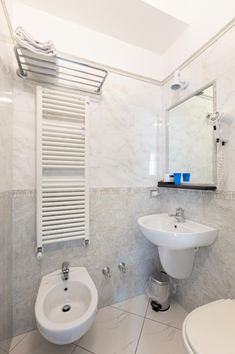 Bathroom 2, Camere Margot, La Spezia